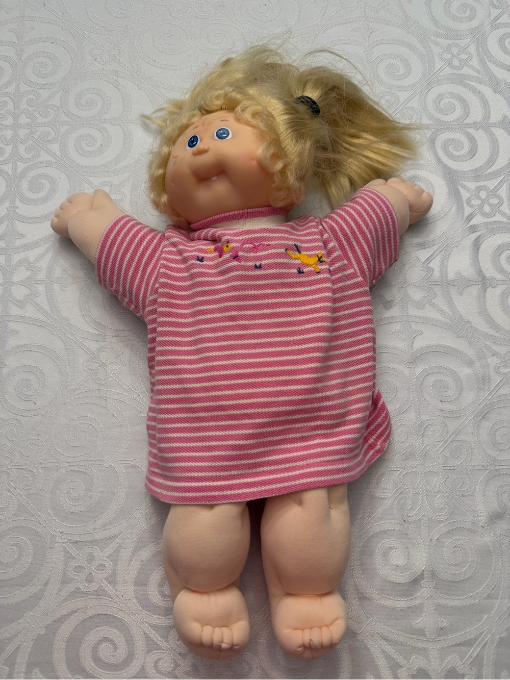 Vintage 1984 Cabbage Patch Kid Coleco Green Signature Blonde Ponytail Blue Eyes